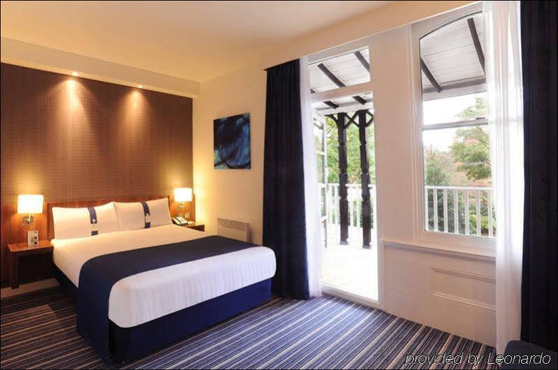 Holiday Inn Express Liverpool Hoylake, An Ihg Hotel Exterior photo